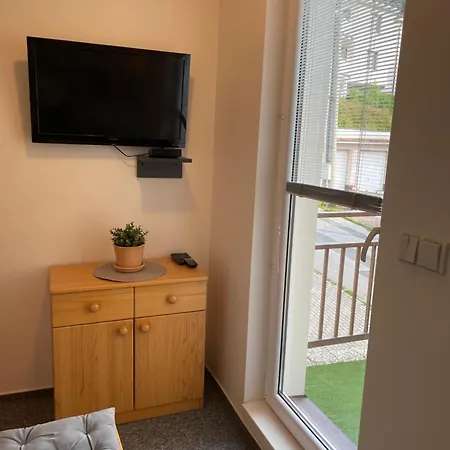 Jecminek Guest house *